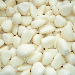 FROZEN GARLIC PEELED 8KG